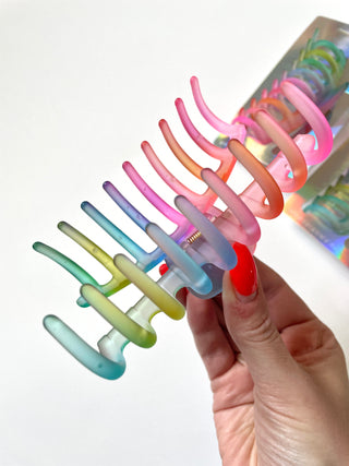 Jumbo Hair Claw Clip - Ombre Rainbow