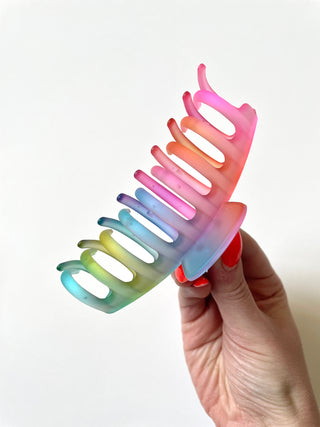 Jumbo Hair Claw Clip - Ombre Rainbow