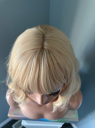 "Goldie" - Short Blonde Body Wave Wig with Bangs