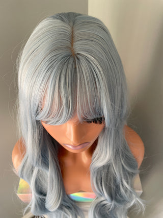 "Azura" - Perruque Bob Lace Front Droite Soyeuse Bleue