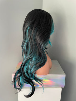 "Misty" - Perruque Synthétique Bleu Menthe Glacée