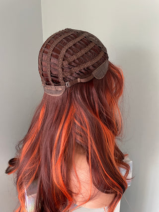 "Misty" - Perruque Synthétique Bleu Menthe Glacée