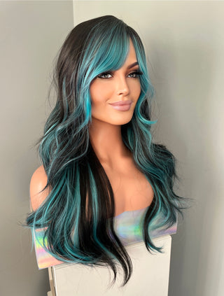 "Misty" - Perruque Synthétique Bleu Menthe Glacée