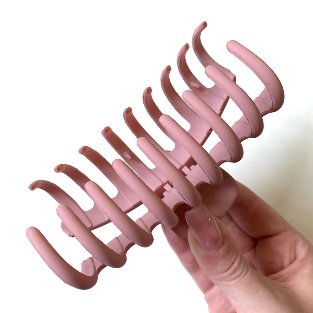 Jumbo Hair Claw Clip - Matte Pink
