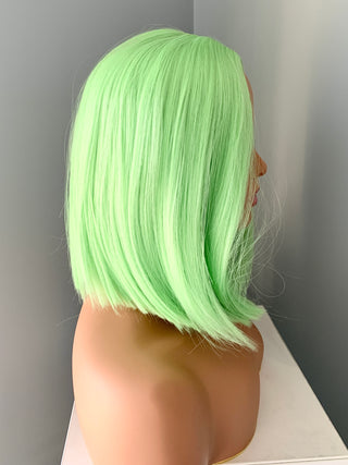 "Quinn" - Mint Green Short Straight Wig