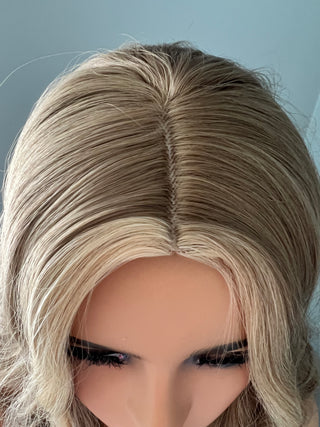 "Dana" - Short Blonde Wig with Highlights