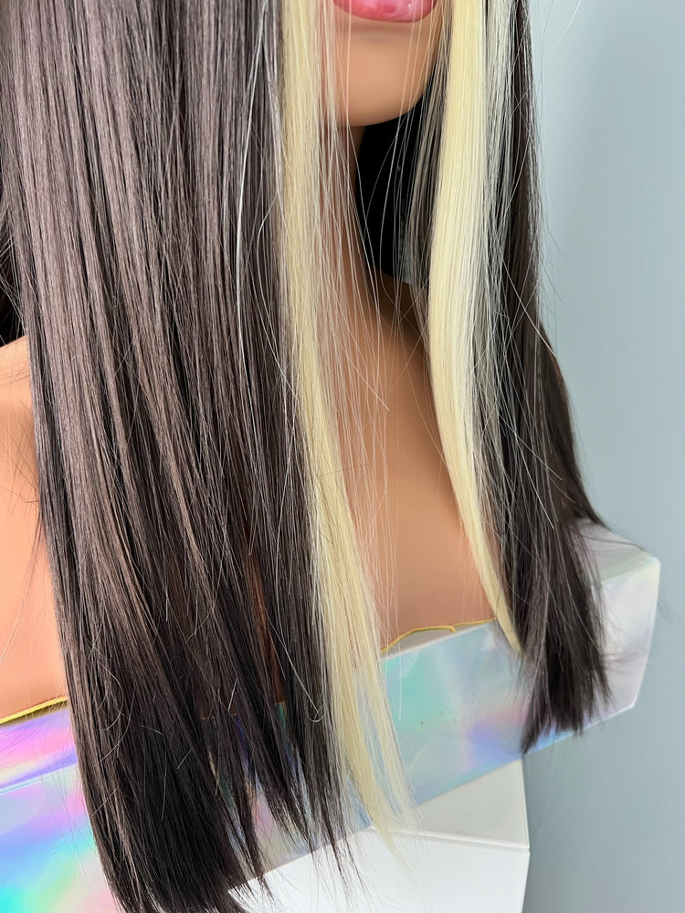 "Jasmin" - Long Brown Synthetic Wig Blonde Money Piece Highlights